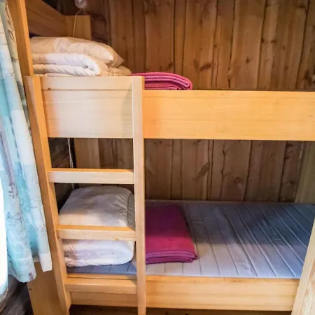 度假居 Lomayllaes G101-tunturipolku 1a By Interhome